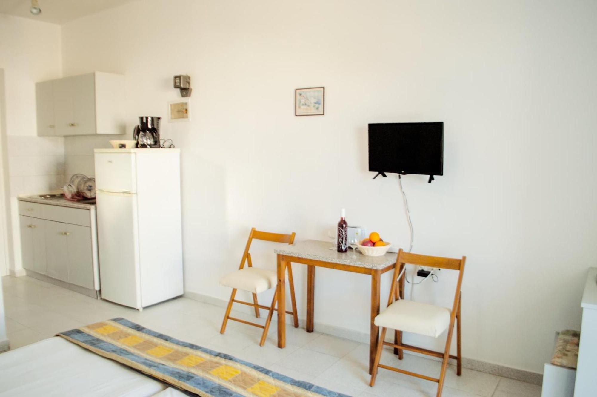 Lefteris Apartments In Jalisos Zewnętrze zdjęcie